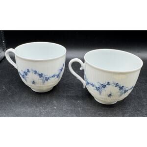 2 Kaiser Romantica Festival Blue on White Cappuccino Cups ￼